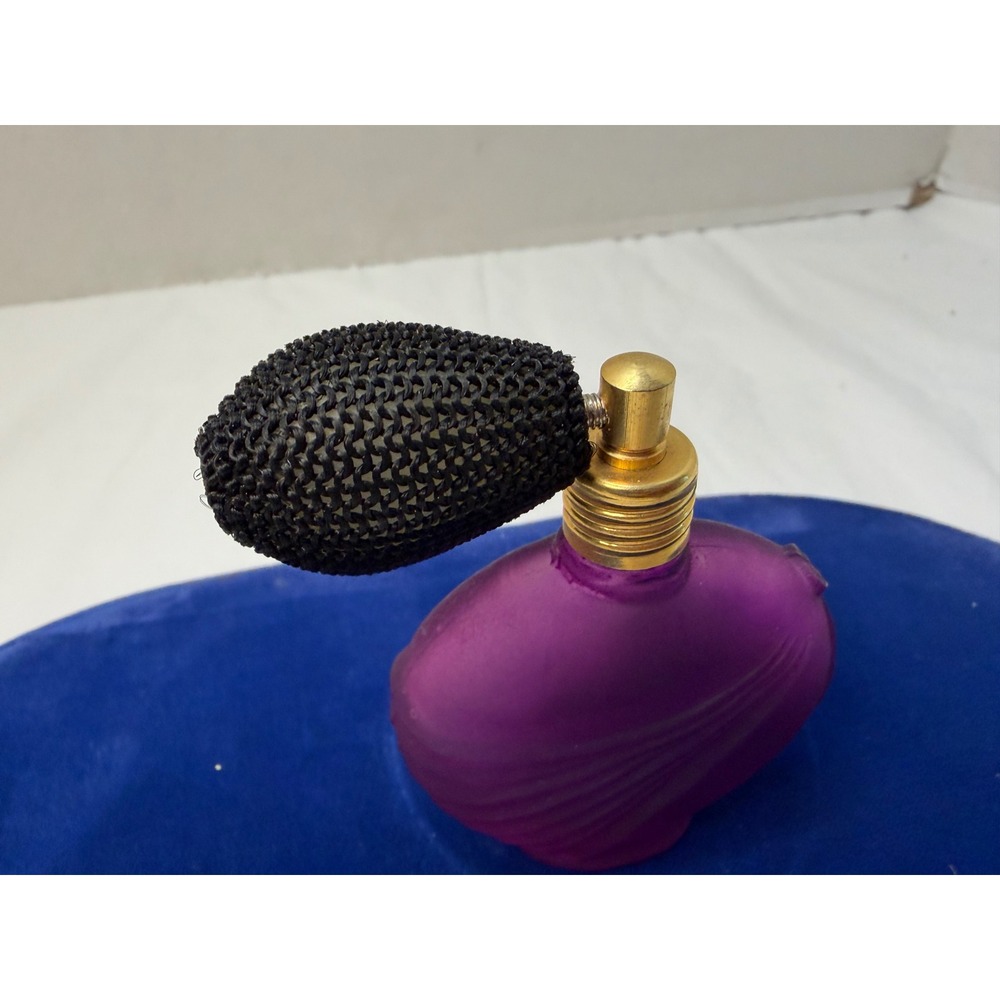 Vintage Frosted Purple Glass Perfume Atomizer Bottle Black Bulb Gold Tone Cap - Picture 4 of 10
